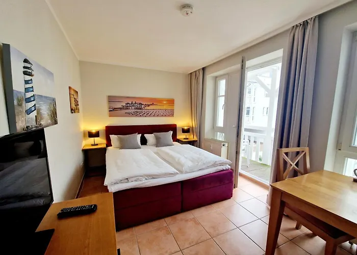 317, Seepark アパート